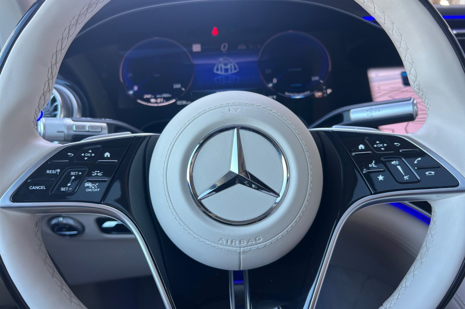 Certified 2024 Mercedes-Benz Maybach EQS 680 4MATIC image 10