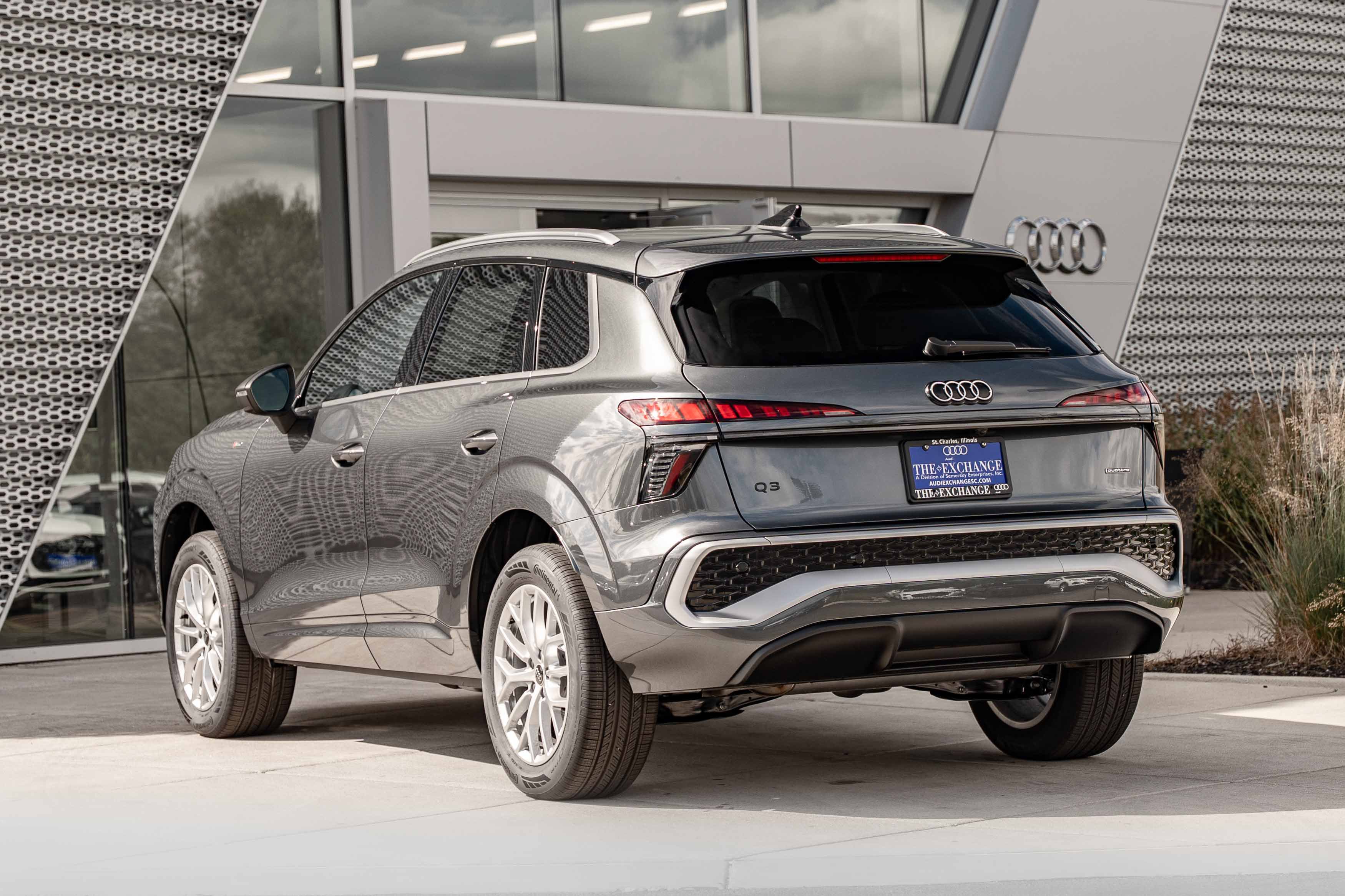 New 2026 Audi Q3 quattro 2.0T AWD/4WD image 5