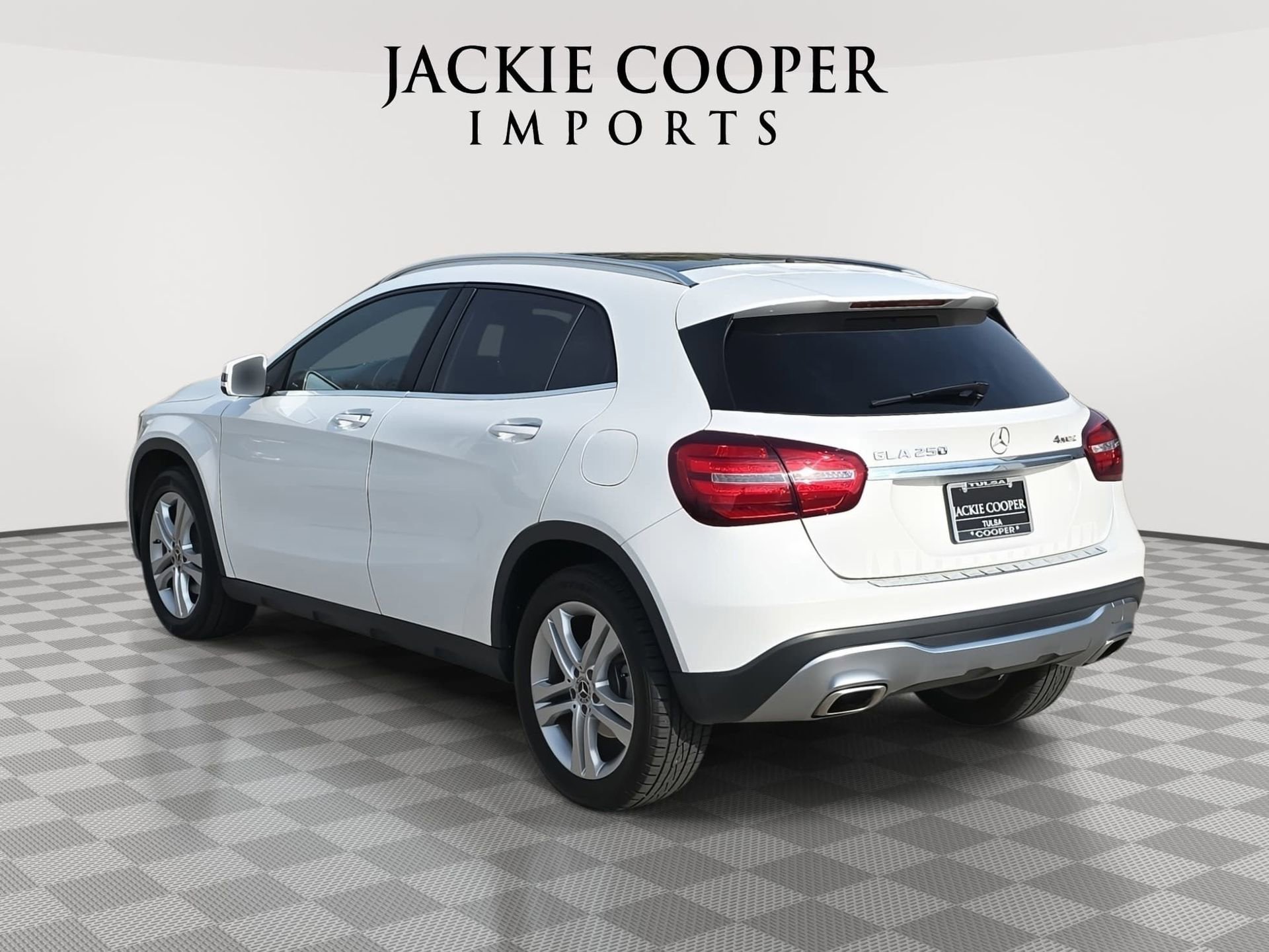 Used 2019 Mercedes-Benz GLA 250 4MATIC image 7