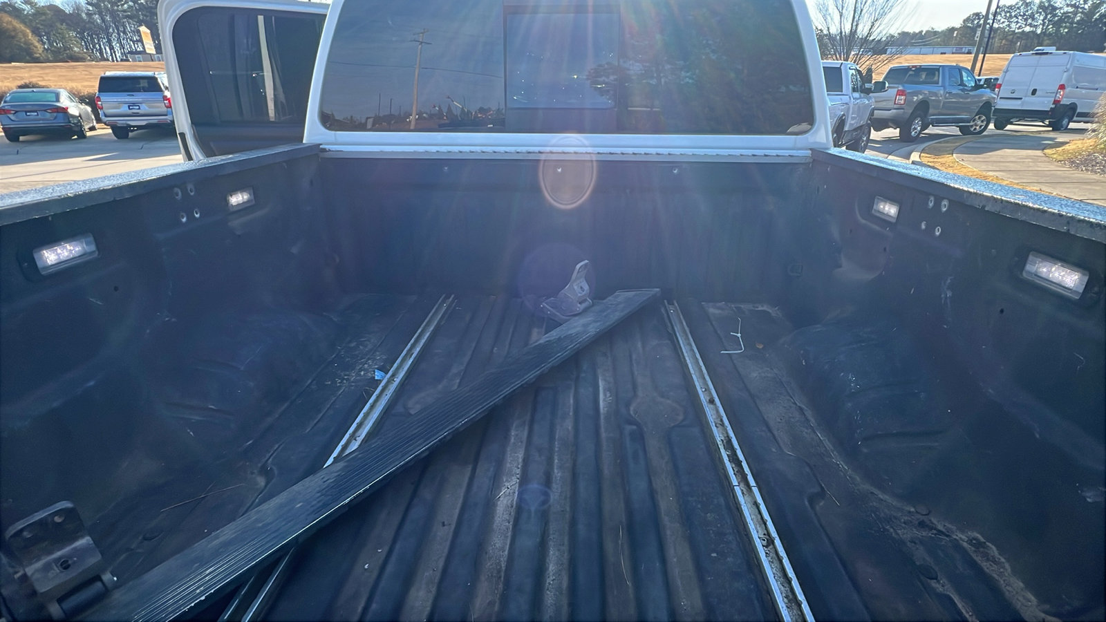 Used 2019 Nissan Titan PRO-4X w/ Pro-4x Convenience Package image 13