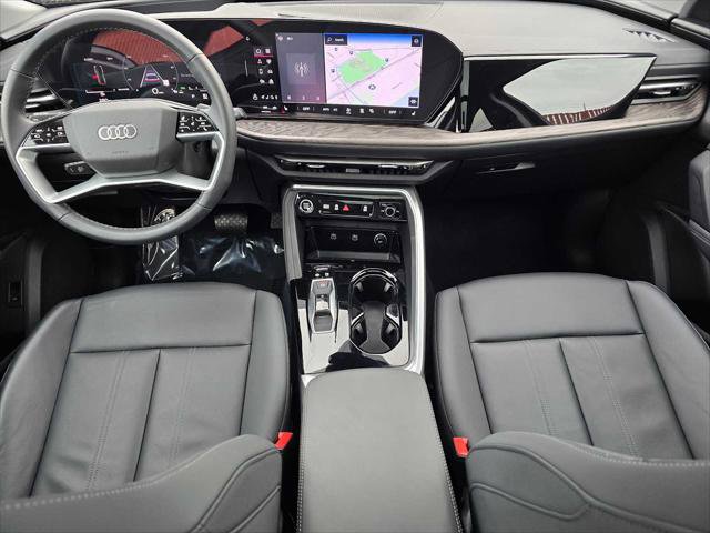 Certified 2025 Audi Q5 Premium w/ Premium Plus AWD/4WD image 18