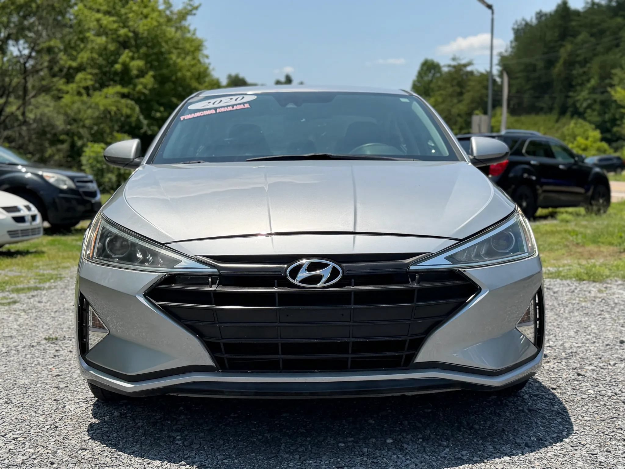 Used 2020 Hyundai Elantra SEL w/ Cargo Package (C1) FWD image 2