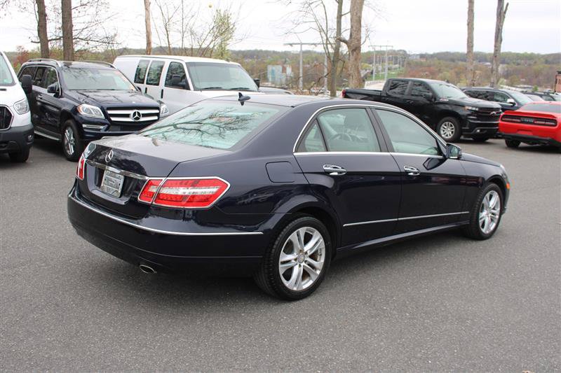 Used 2010 Mercedes-Benz E 350 Sedan w/ Premium 2 Pkg image 8