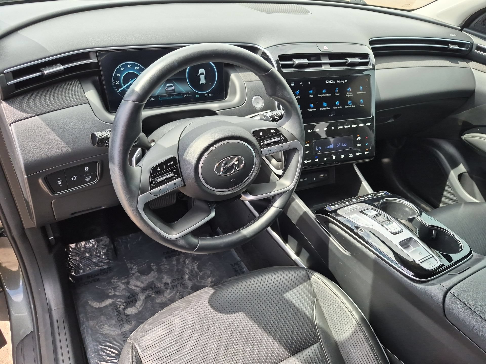 Certified 2023 Hyundai Tucson Limited AWD/4WD image 10