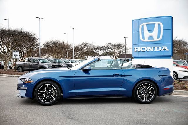 Used 2022 Ford Mustang Premium image 5