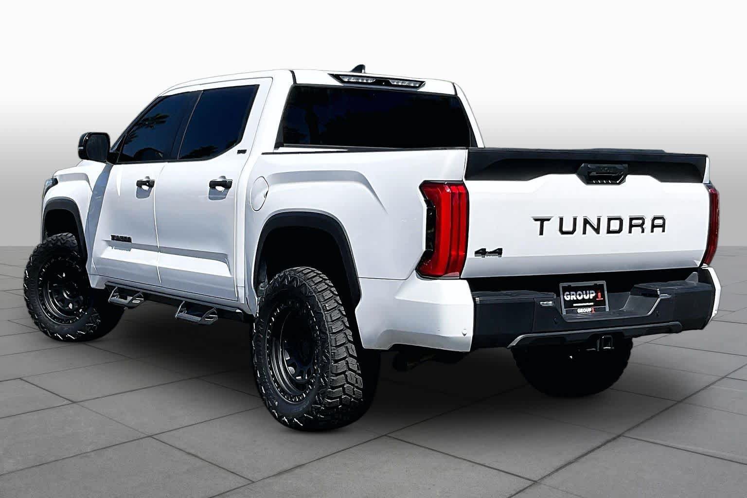 Used 2024 Toyota Tundra SR5 w/ SR5 Convenience Package AWD/4WD image 10