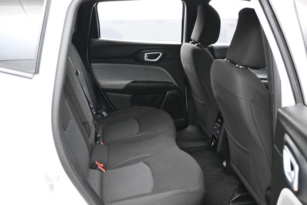 Used 2023 Jeep Compass Sport AWD/4WD image 35