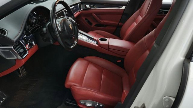 Used 2014 Porsche Panamera 4 image 13