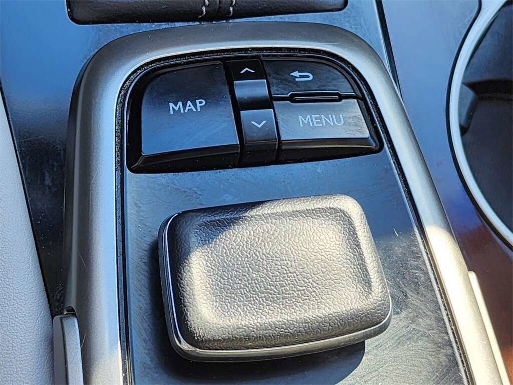 Used 2016 Lexus RX 450h AWD w/ Accessory Package image 28