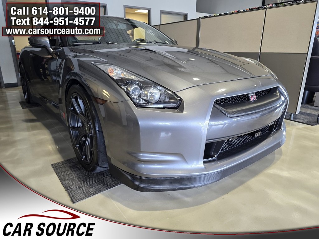 Used 2009 Nissan GT-R Premium image 4