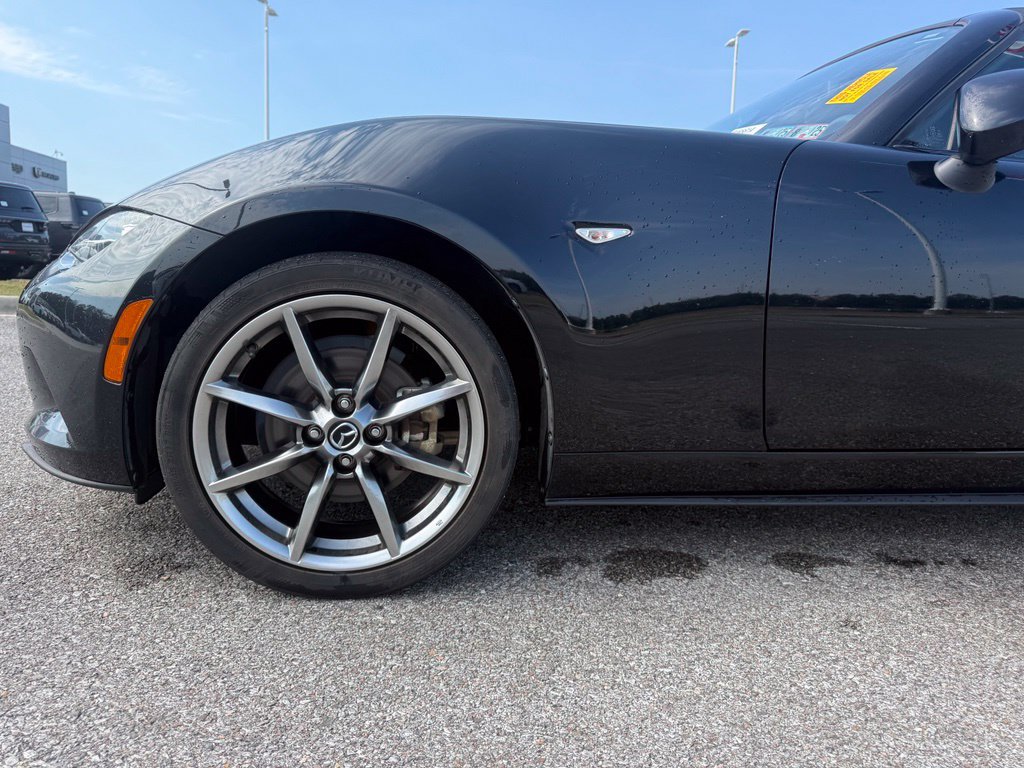 Used 2023 MAZDA MX-5 Miata Grand Touring w/ Weather Package RWD image 25