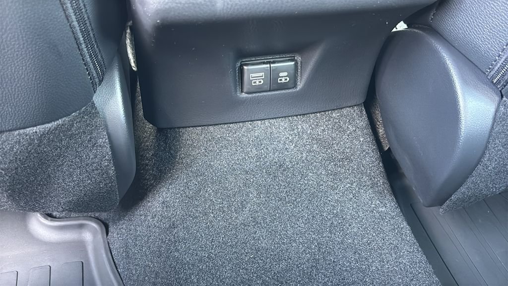 New 2026 Toyota Camry SE w/ Convenience Package FWD image 9