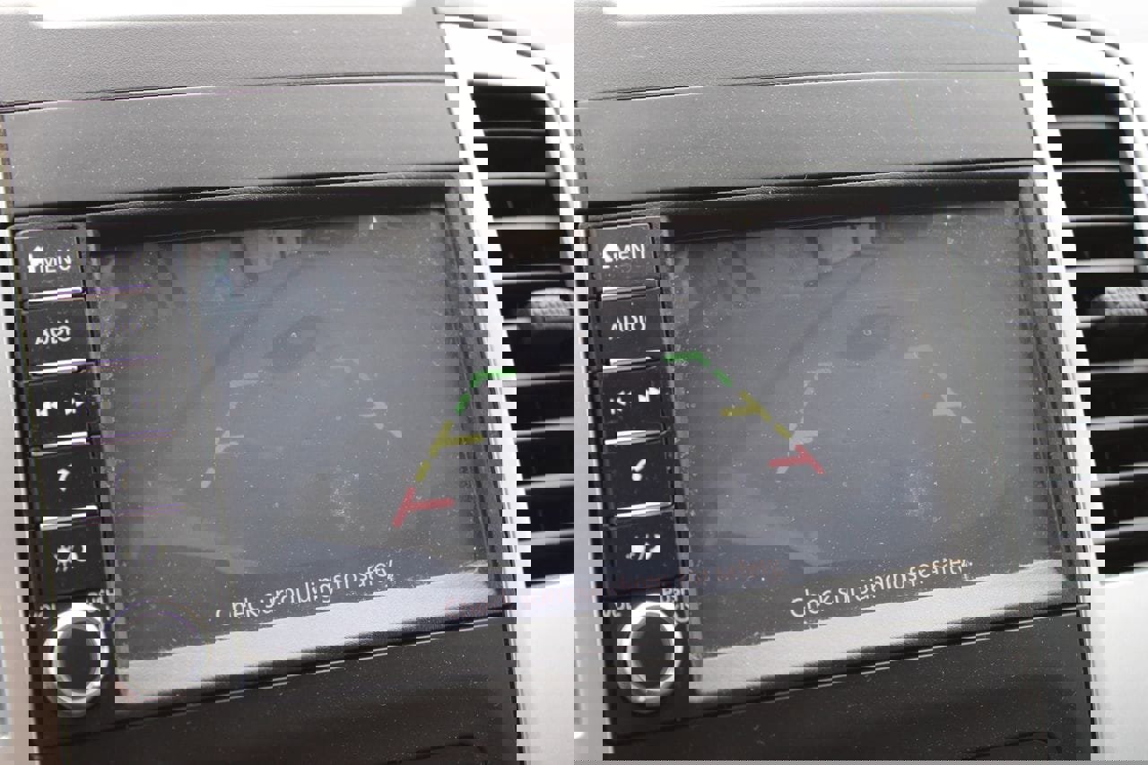 Used 2020 Nissan Frontier SV w/ Midnight Edition Floor Mats image 7