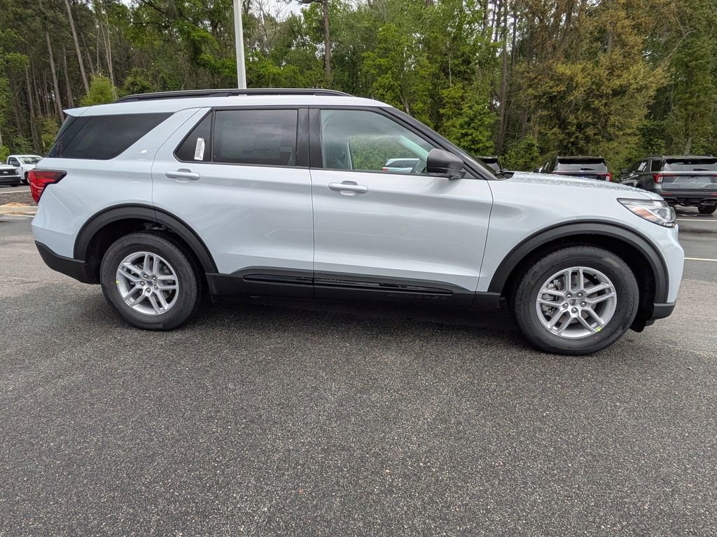 New 2026 Ford Explorer Active image 3