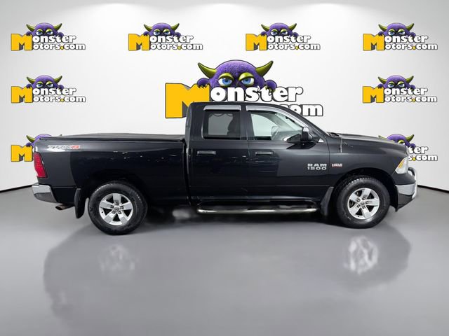Used 2017 RAM 1500 ST w/ SXT Appearance Group image 4