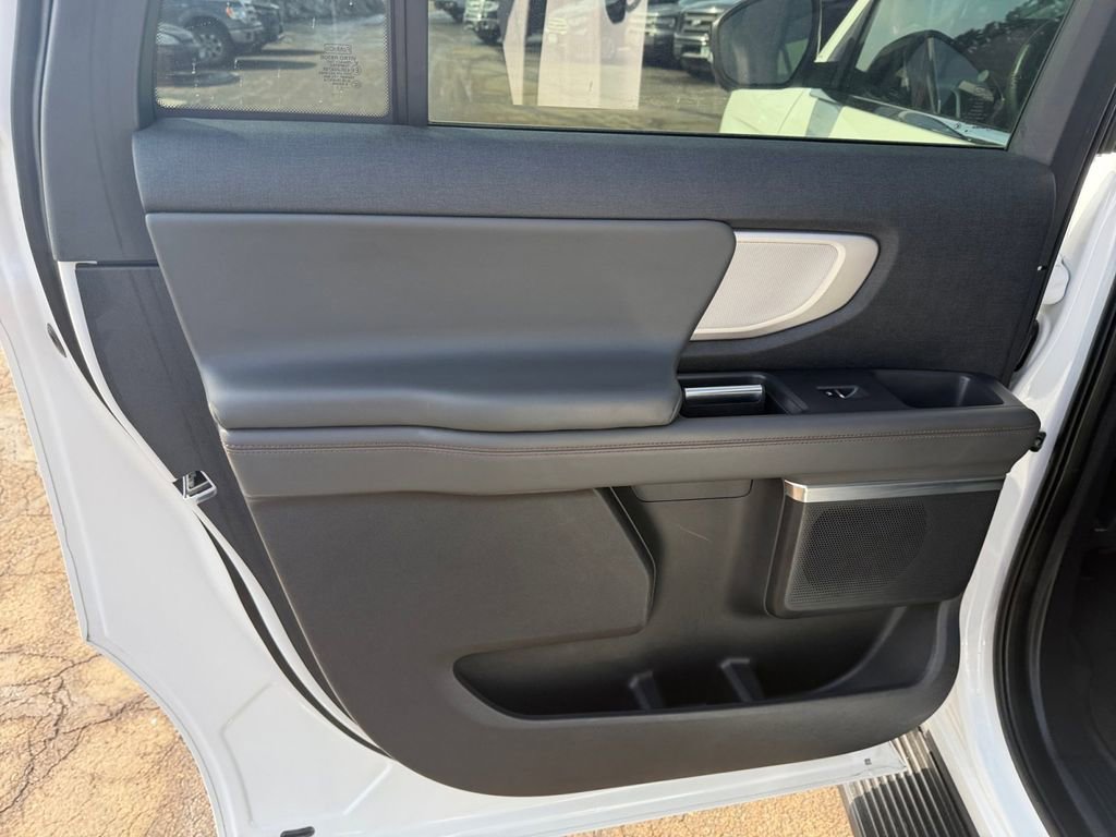 Used 2025 Ford Expedition Max Active image 27