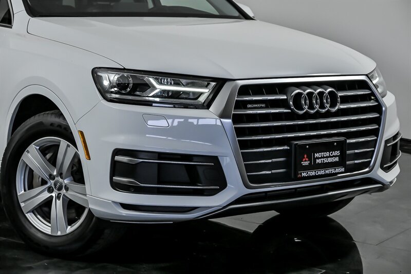 Used 2017 Audi Q7 2.0T Premium AWD/4WD image 2