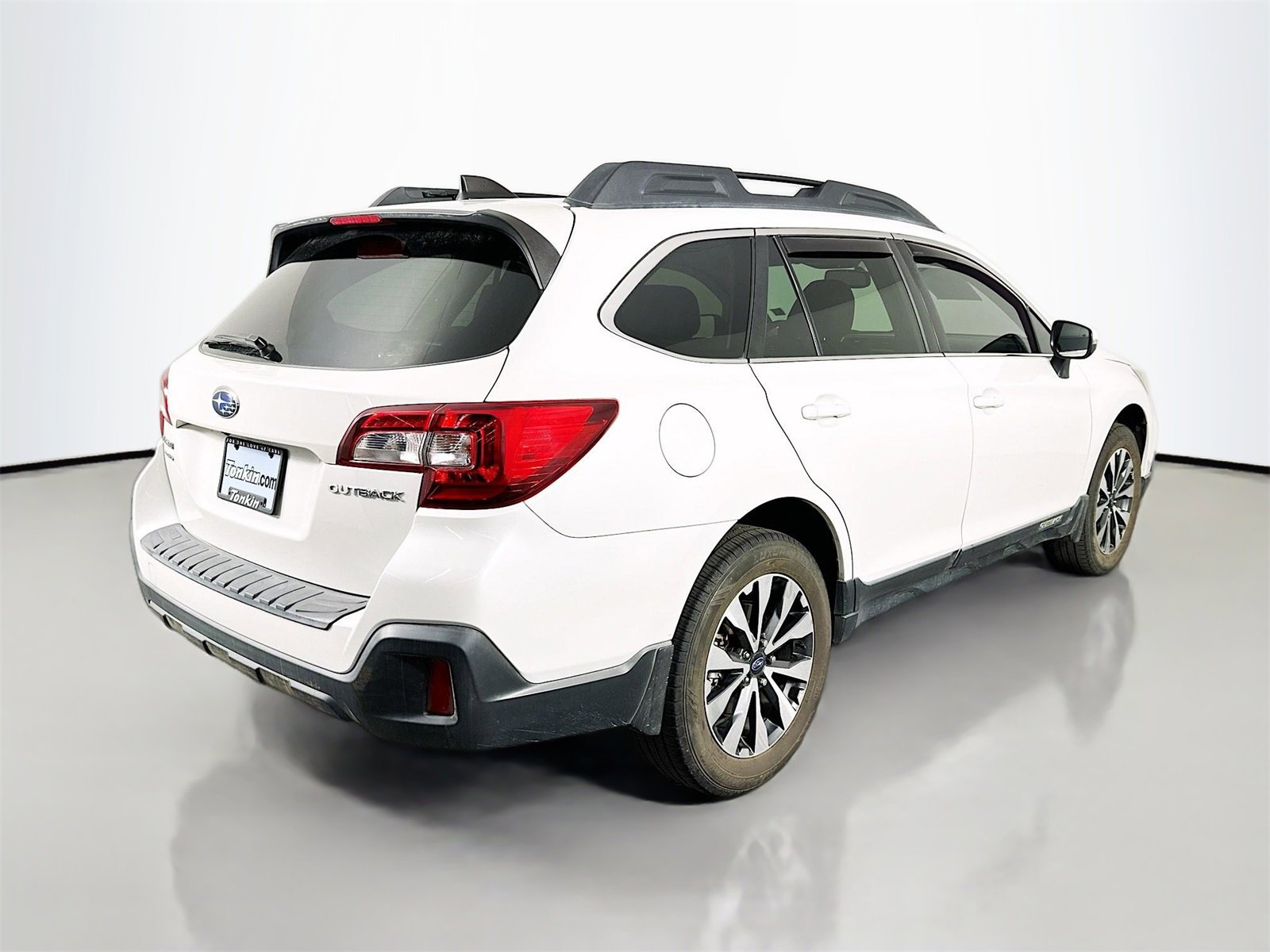 Used 2018 Subaru Outback 2.5i Limited image 8