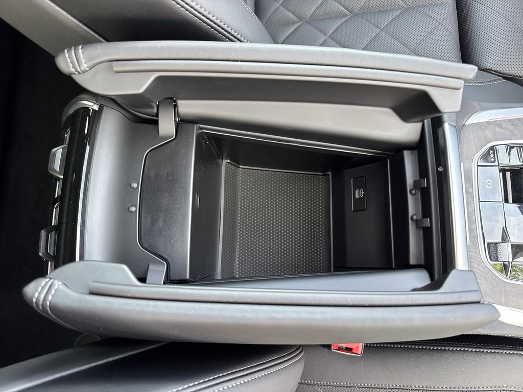 New 2026 BMW X5 xDrive40i w/ M Sport Package image 16