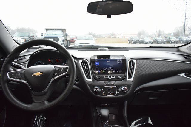Used 2022 Chevrolet Malibu LS w/ LPO, Convenience Package 1 image 31