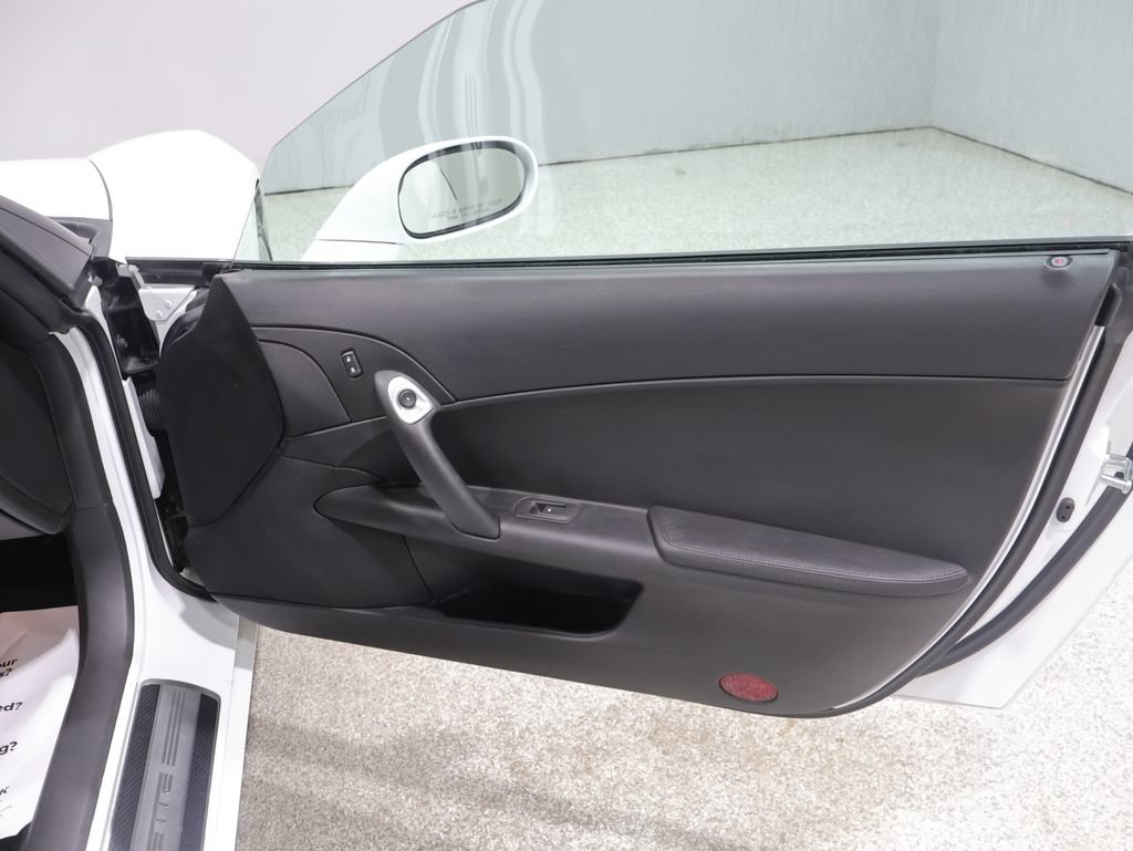 Used 2012 Chevrolet Corvette Coupe RWD image 18
