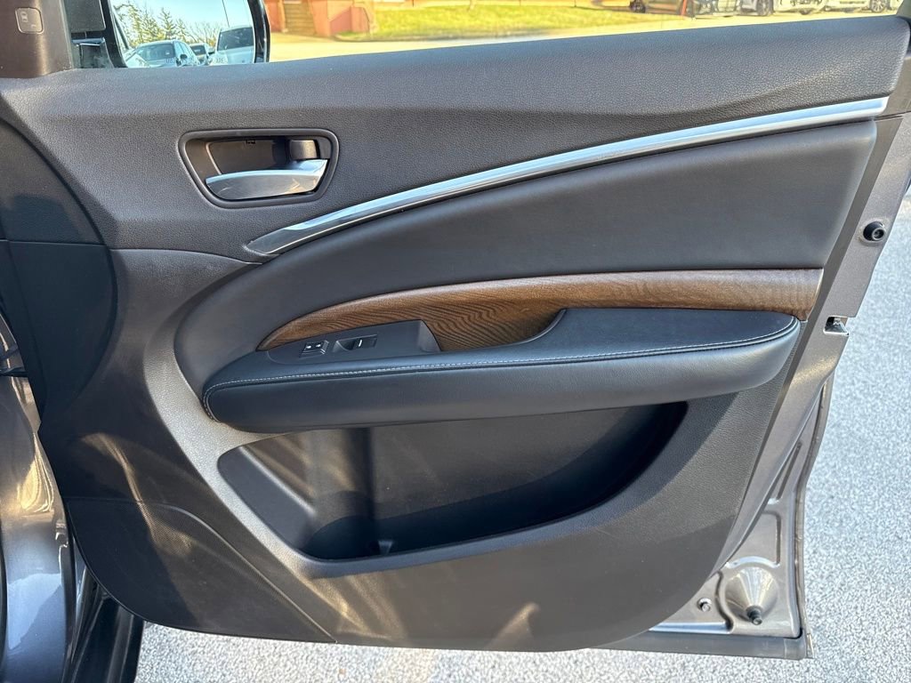 Used 2017 Acura MDX SH-AWD w/ Advance Package image 27