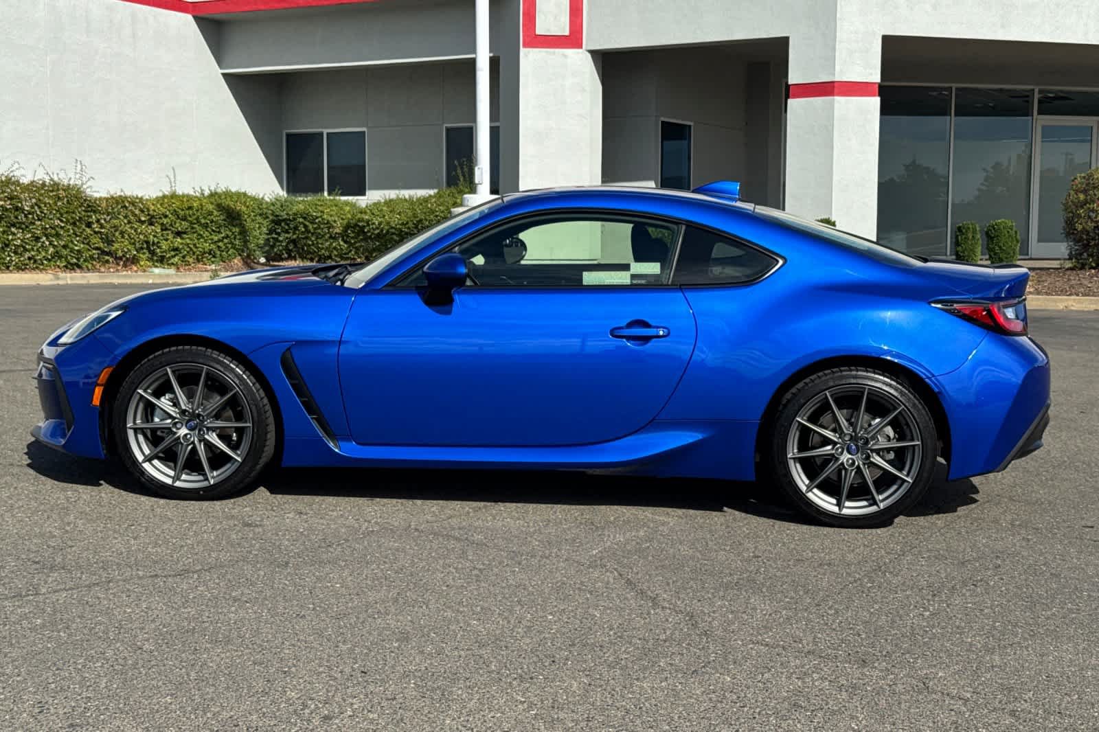 Used 2022 Subaru BRZ Limited RWD image 9