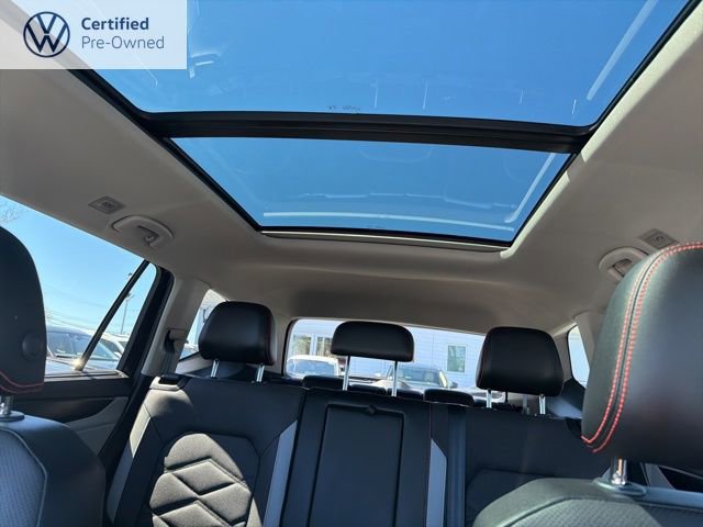 Certified 2024 Volkswagen Atlas Peak Edition SEL AWD/4WD image 24