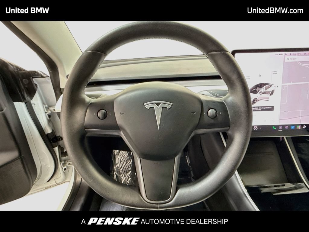 Used 2020 Tesla Model 3 Standard Range RWD image 13