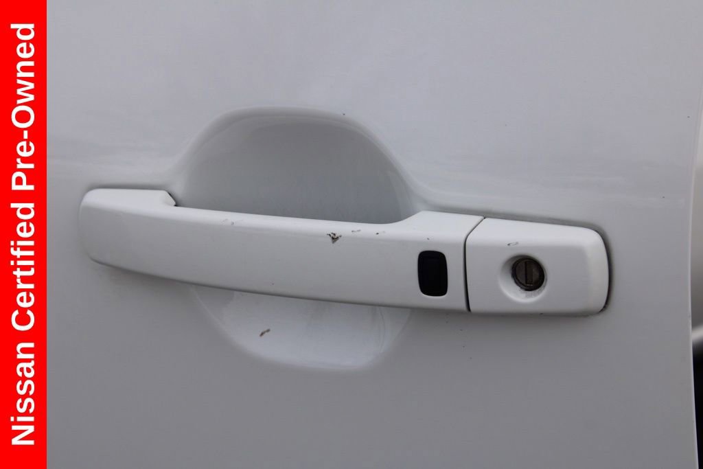 Certified 2022 Nissan Frontier PRO-4X w/ Technology Package image 14