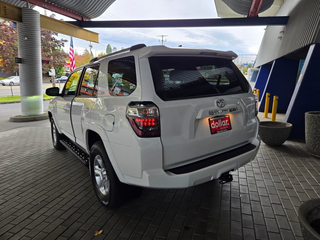 Used 2024 Toyota 4Runner SR5 Premium w/ Moonroof Package image 7