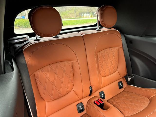 Used 2023 MINI Cooper S w/ Signature Upholstery Package FWD image 29