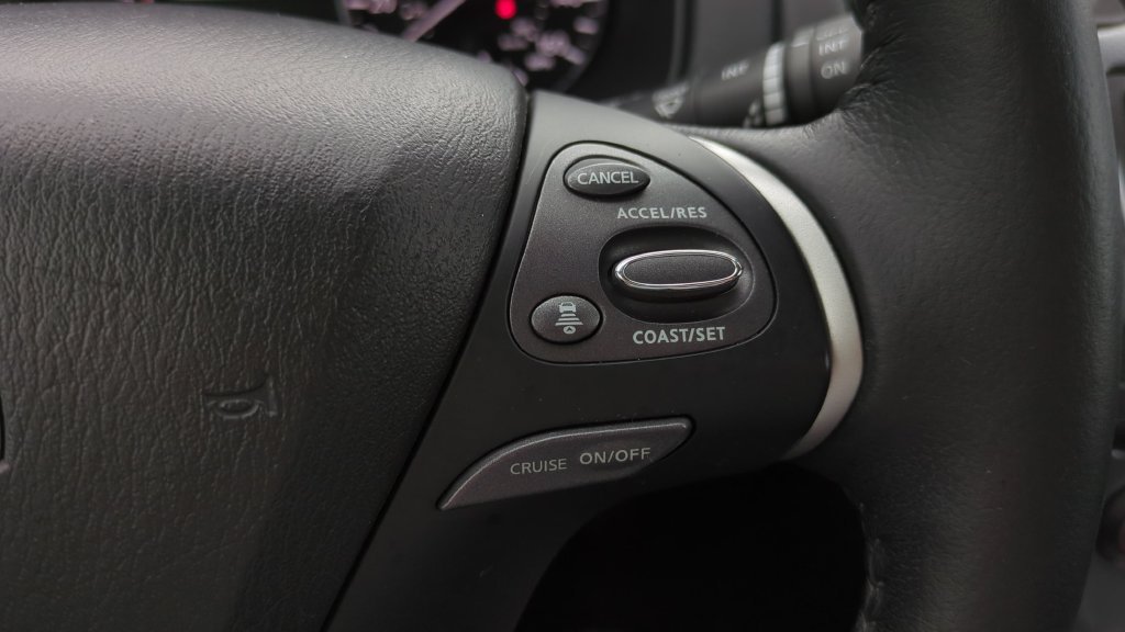 Certified 2020 Nissan Pathfinder SL FWD image 21