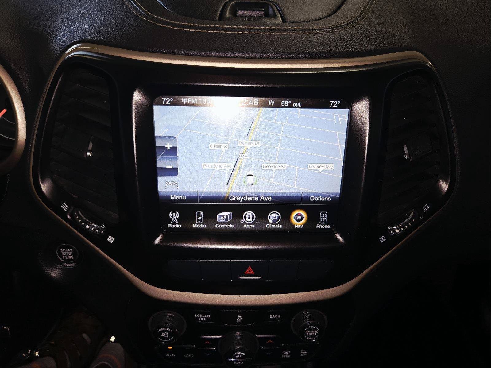 Used 2014 Jeep Cherokee Limited w/ Luxury Group AWD/4WD image 33
