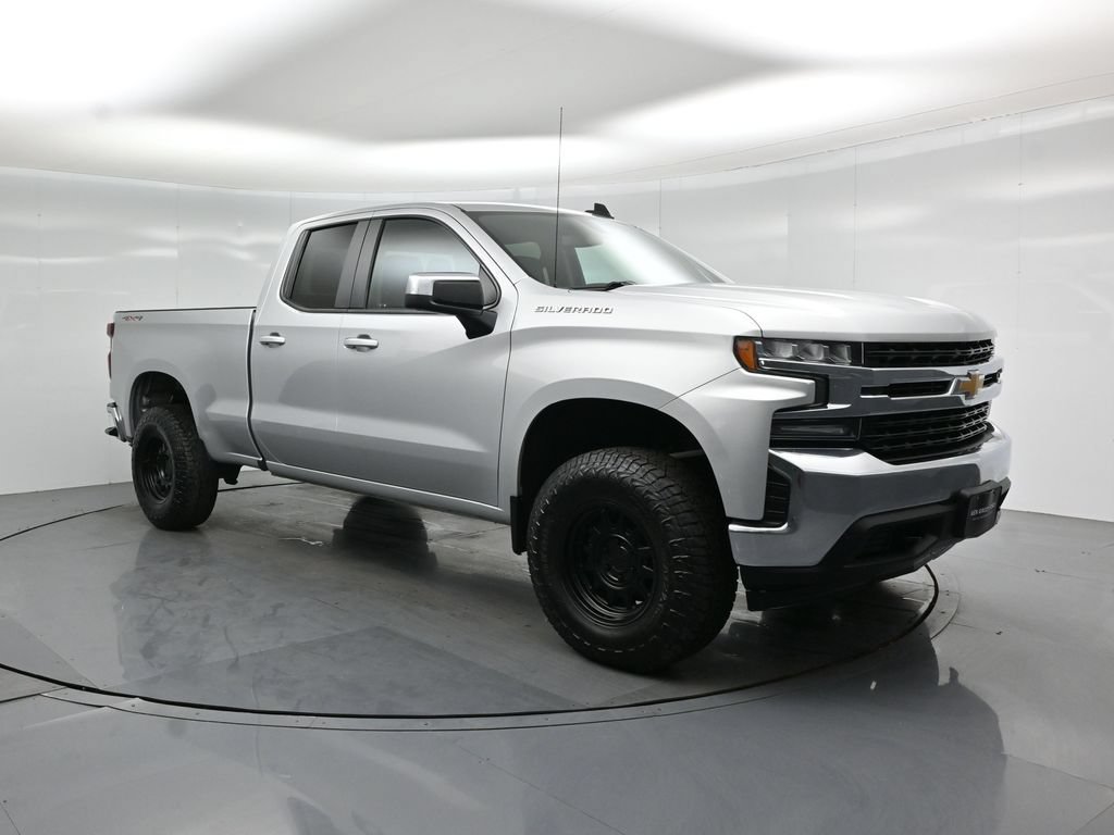 Used 2020 Chevrolet Silverado 1500 LT w/ Trailering Package AWD/4WD image 18