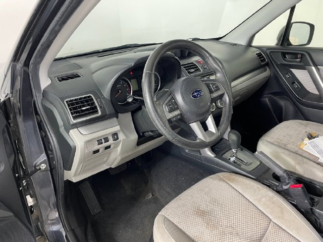 Used 2018 Subaru Forester 2.5i w/ Alloy Wheel Package AWD/4WD image 3