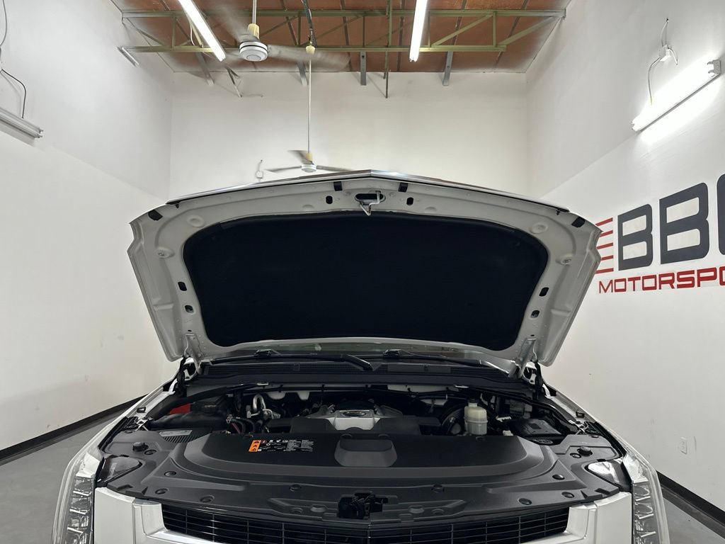 Used 2019 Cadillac Escalade Luxury AWD/4WD image 5