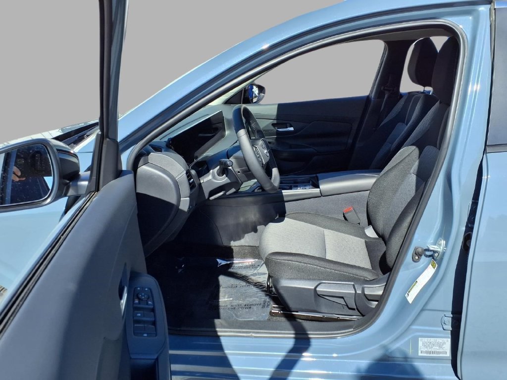 Used 2026 Nissan Sentra SV w/ SV Convenience Package FWD image 21