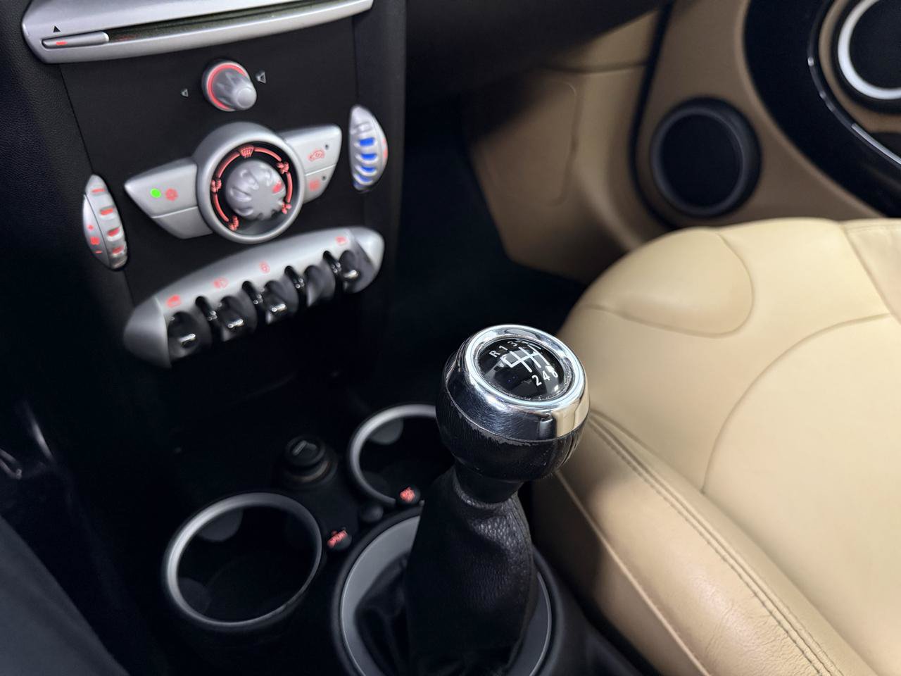 Used 2008 MINI Cooper Clubman S FWD image 17
