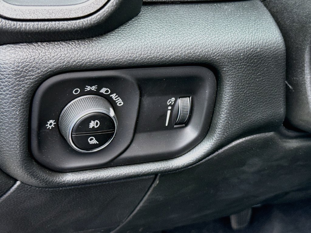 New 2026 RAM 2500 Tradesman AWD/4WD image 10