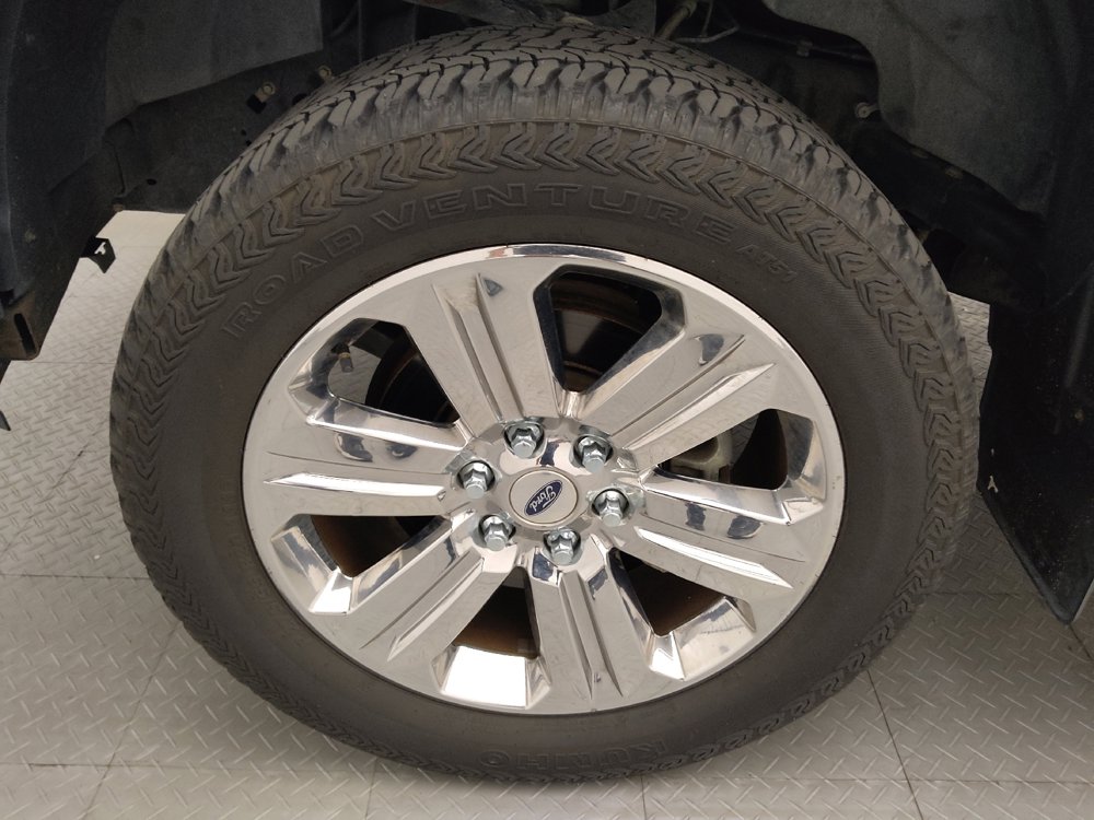 Used 2018 Ford F150 XLT w/ Equipment Group 302A Luxury AWD/4WD image 31