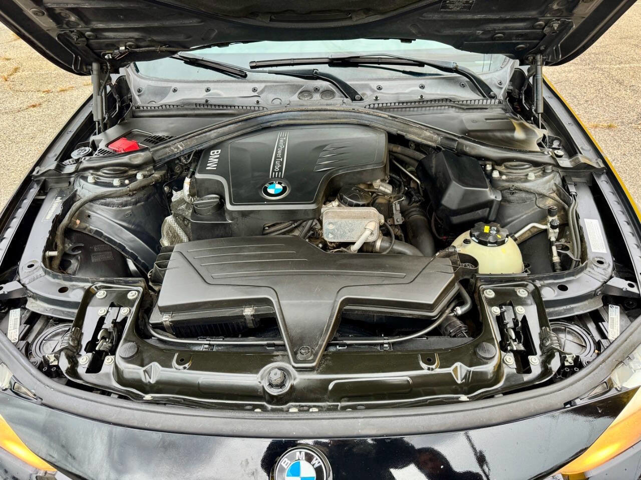 Used 2015 BMW 320i xDrive Sedan image 11