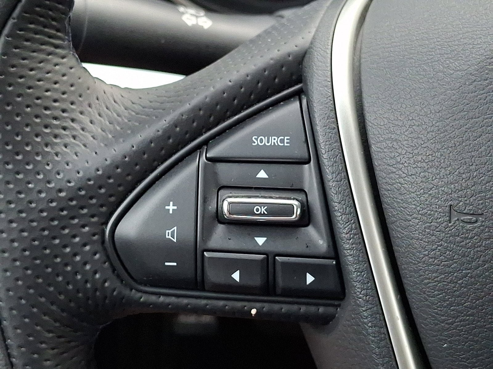 Certified 2020 Nissan Maxima 3.5 S w/ Floor Mat Group FWD image 21