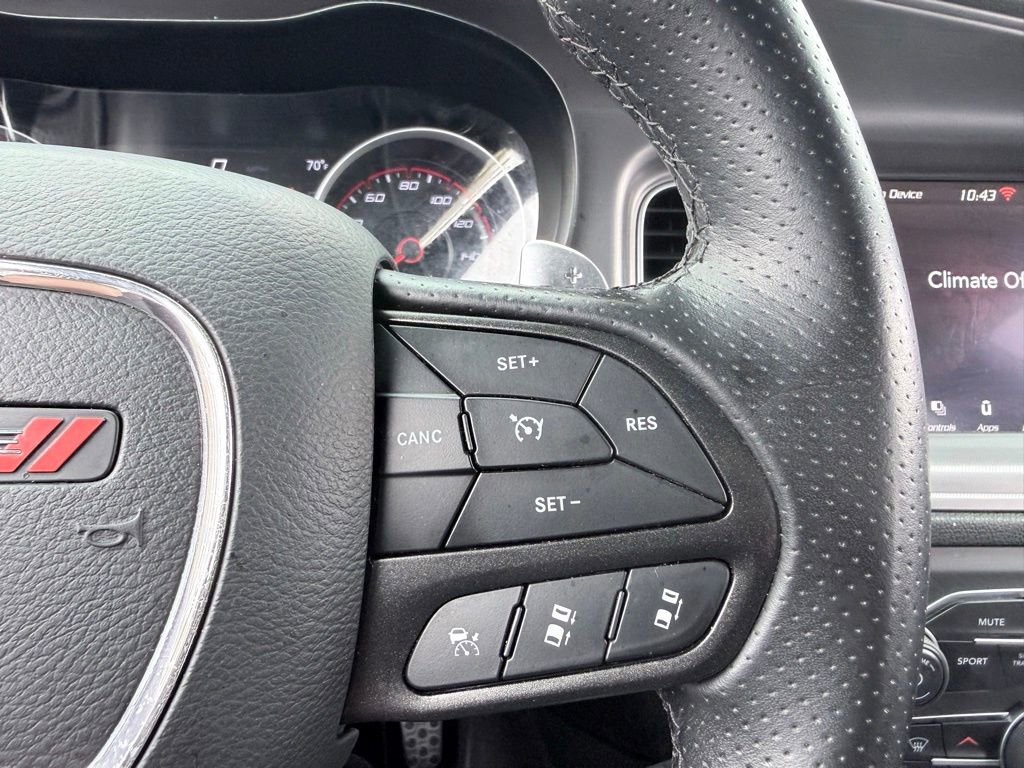 Used 2023 Dodge Charger R/T w/ Technology Group image 14