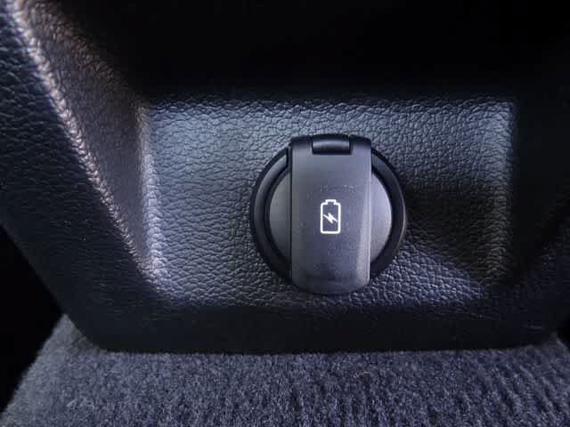 Used 2023 Genesis G70 2.0T RWD image 11