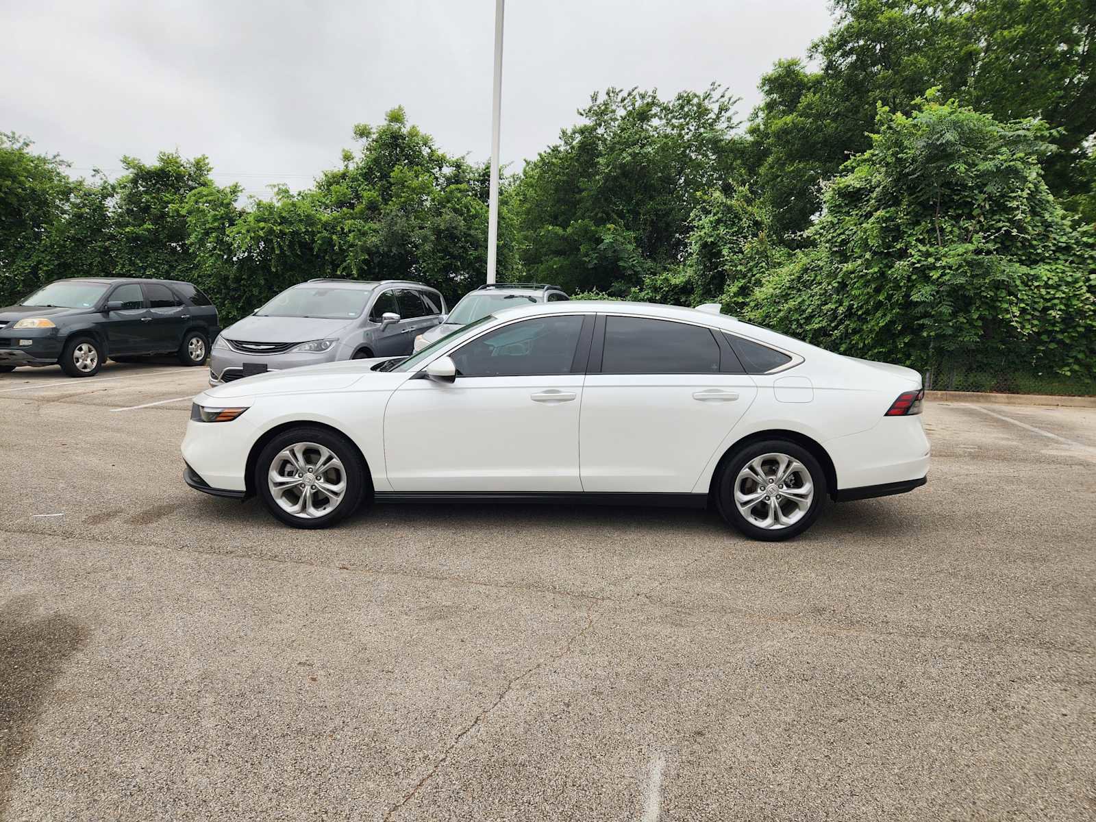 Used 2024 Honda Accord LX image 4