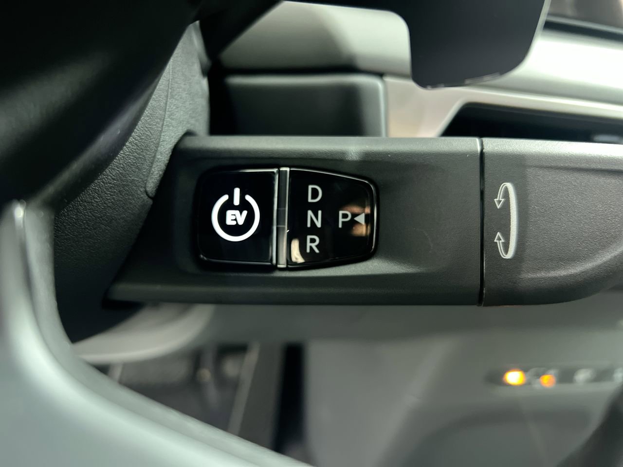 New 2026 Kia EV9 Wind image 22