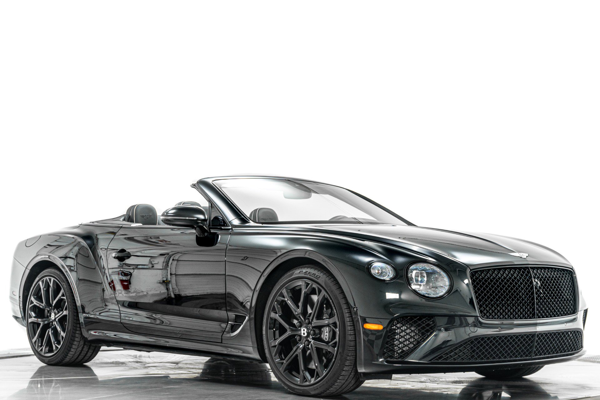 Used 2023 Bentley Continental GT V8 image 35