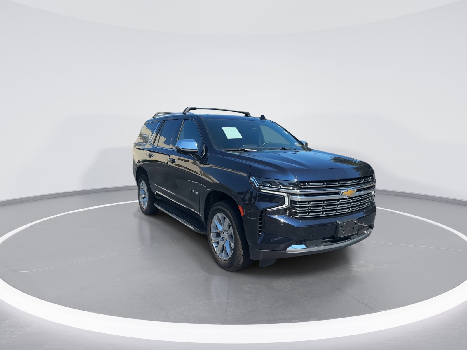 Certified 2024 Chevrolet Tahoe Premier w/ Premium Package AWD/4WD image 2