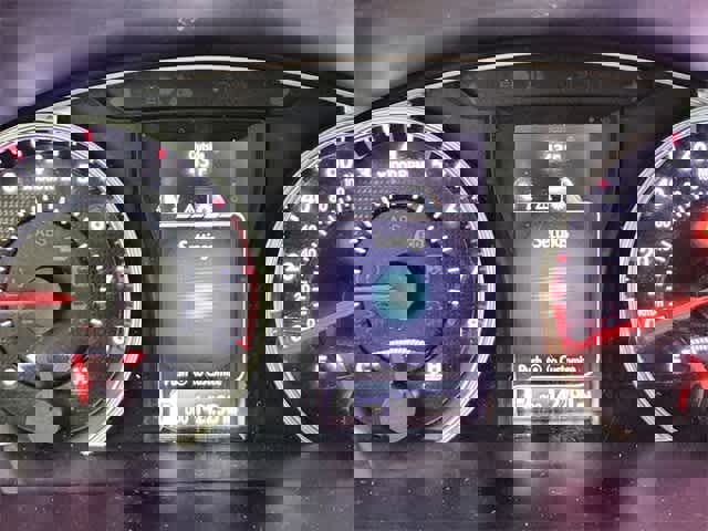 Used 2016 Toyota Camry SE image 33